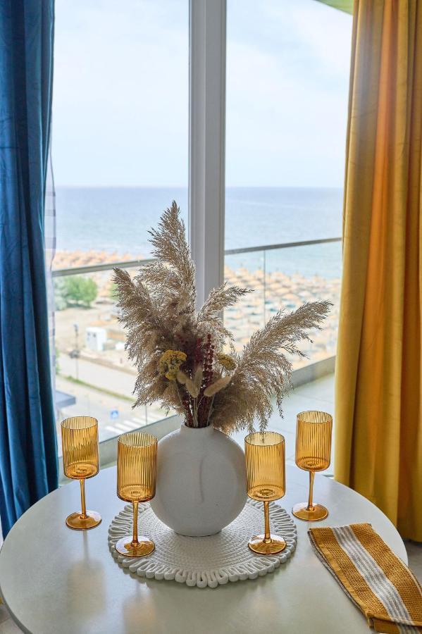 Paradise Sea View 2Bd Apt Spa N Pools Beach Resort Năvodari Eksteriør billede